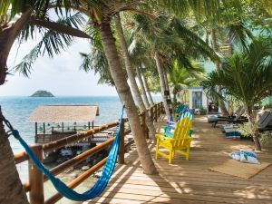 Isla Providencia, Oceanfront, Last Authentic Caribbean Treasure, Entire Home, Featured in Financial Times, Conde Nast, Architectural Digest, Vogue