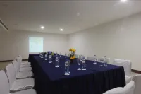 TreeHouse Sunrise Resort & Caravan Park Neemrana Hotels in Neemrana