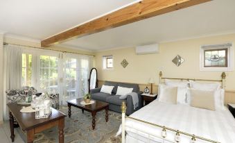 Possum Creek Lodge - Housity