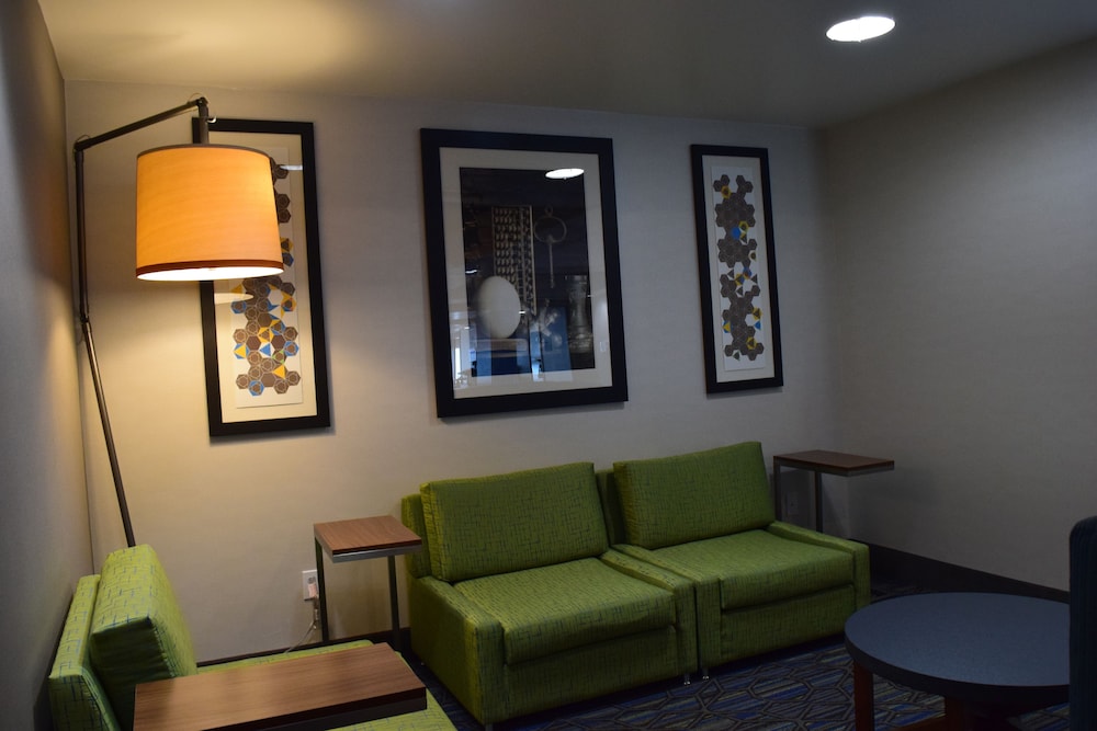 Holiday Inn Express Hotel & Suites Sparta, an Ihg Hotel