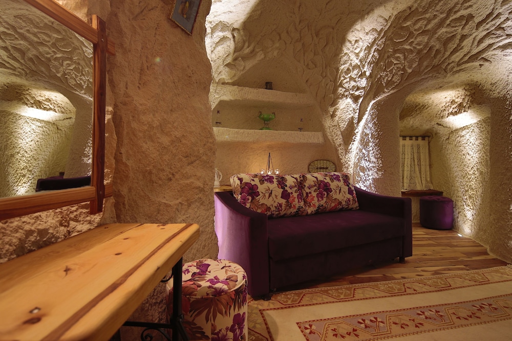 Panoramic Cave Hotel