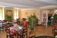 Hotel Central Hotels in Chaunay