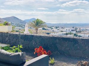 Canaryislandshost l Infinity Views Village