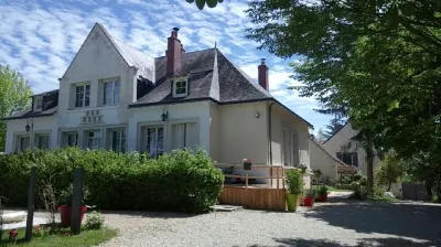 Gîtes et Chambres des Coteaux Hôtels à : Sainte-Maure-de-Touraine