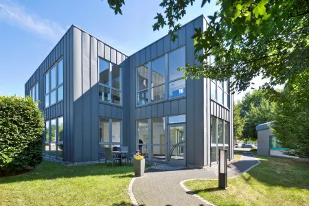 Median Hotel Hannover Lehrte Отели в г. Лерте