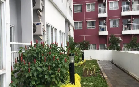 Apartemen Taman Melati Margonda by Winroom Отели рядом с достопримечательностью «University of Indonesia»