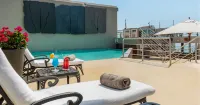 Hotel Avenida - Rooftop Pools