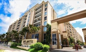 Atlantis Condo Resort GP