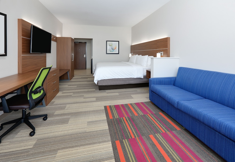 "Holiday Inn Express & Suites Dallas NW Hwy - Love Field, an Ihg Hotel"