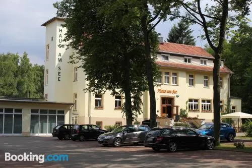 湖畔體育休閑酒店