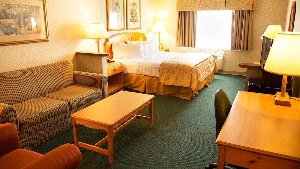 Magnuson Grand Pioneer Inn and Suites