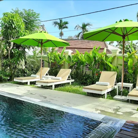Roxana River Villa
