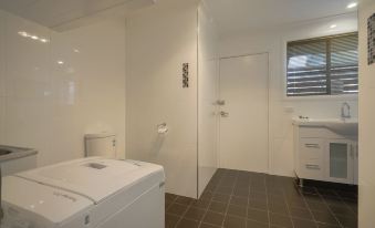 Apartments on Allingham - Housity