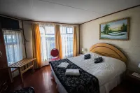 Hostal Alcázar