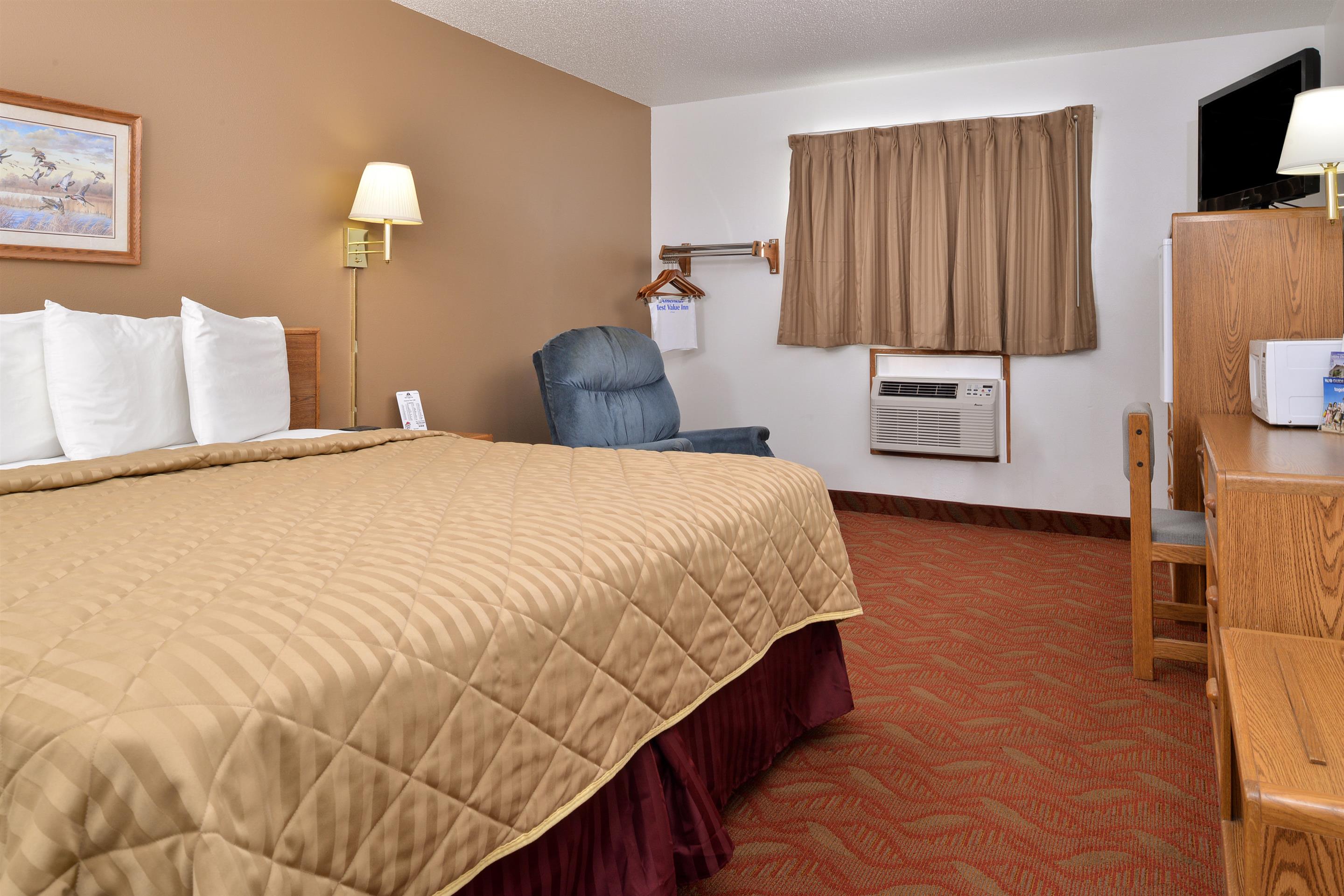 Americas Best Value Inn and Suites Sidney