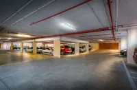 Best Western Plus Travel Inn Hotel - Motels
