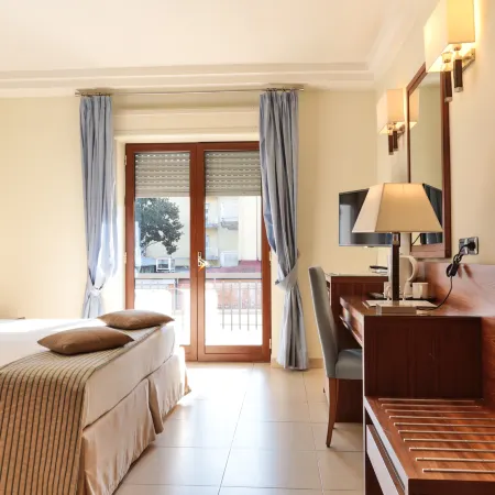Suites & Residence Hotel