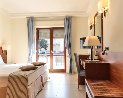 Suites & Residence Hotel Hotel berhampiran Kolam Renang Scandone