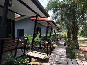 Khao Sok Residence Resort