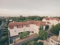 Terres de France - Appart'Hôtel la Roche-Posay