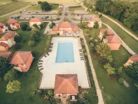 Terres de France - Domaine de Claire Rive فنادق في Prayssac