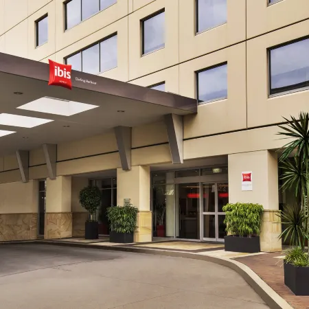 Ibis Sydney Darling Harbour Отели рядом с достопримечательностью «Центральная пристань для многокорпусных суден»