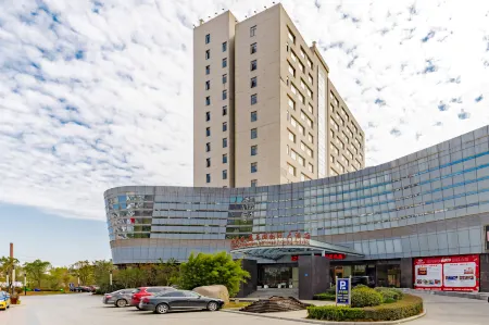 Taihu County Huating Lake Century International Hotel Отели в г. Тайху