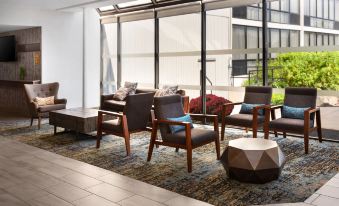 Four Points by Sheraton Philadelphia Northeast