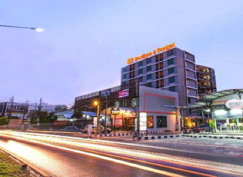 โรงแรมบีทู ภูเก็ต