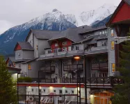 Lodges at Canmore Hotels in Canmore