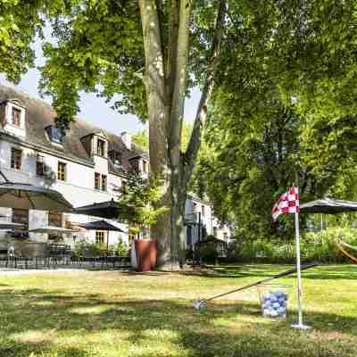 Hotel de Bourbon Grand Hotel Mercure Bourges Hotel Exterior