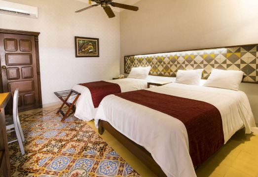 호텔 카리베 메리다 유카탄