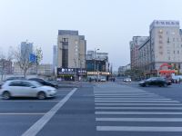 荣居酒店(上海植物园店) - 酒店附近