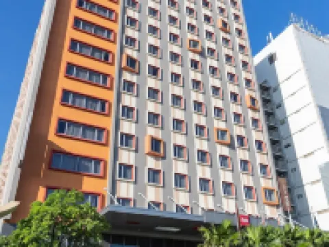 Ibis Saigon Airport Hotels near Ga Gò Vấp