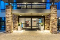 Holiday Inn Express & Suites Fort Payne Hotel dekat Fort Payne Sports Complex