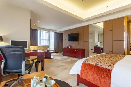 Yutong Zunyue International Hotel Отели рядом с достопримечательностью «Dongying Vocational College of Science and Technology (New Campus)»