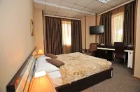 Hotel Diplomat Отели в г. Тбилиси