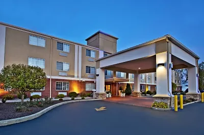 Holiday Inn Express & Suites Wabash