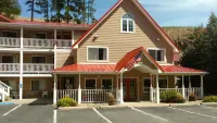 Keystone Boardwalk Inn and Suites Hotels in Keystone