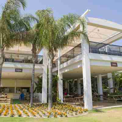 Family Life Tropical Hotel Exterior
