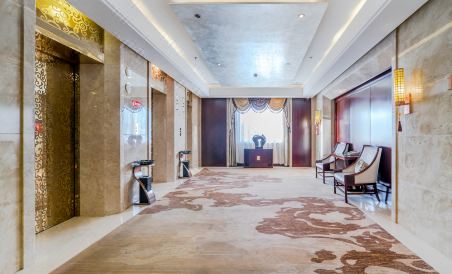 Tianqing International Hotel - Housity