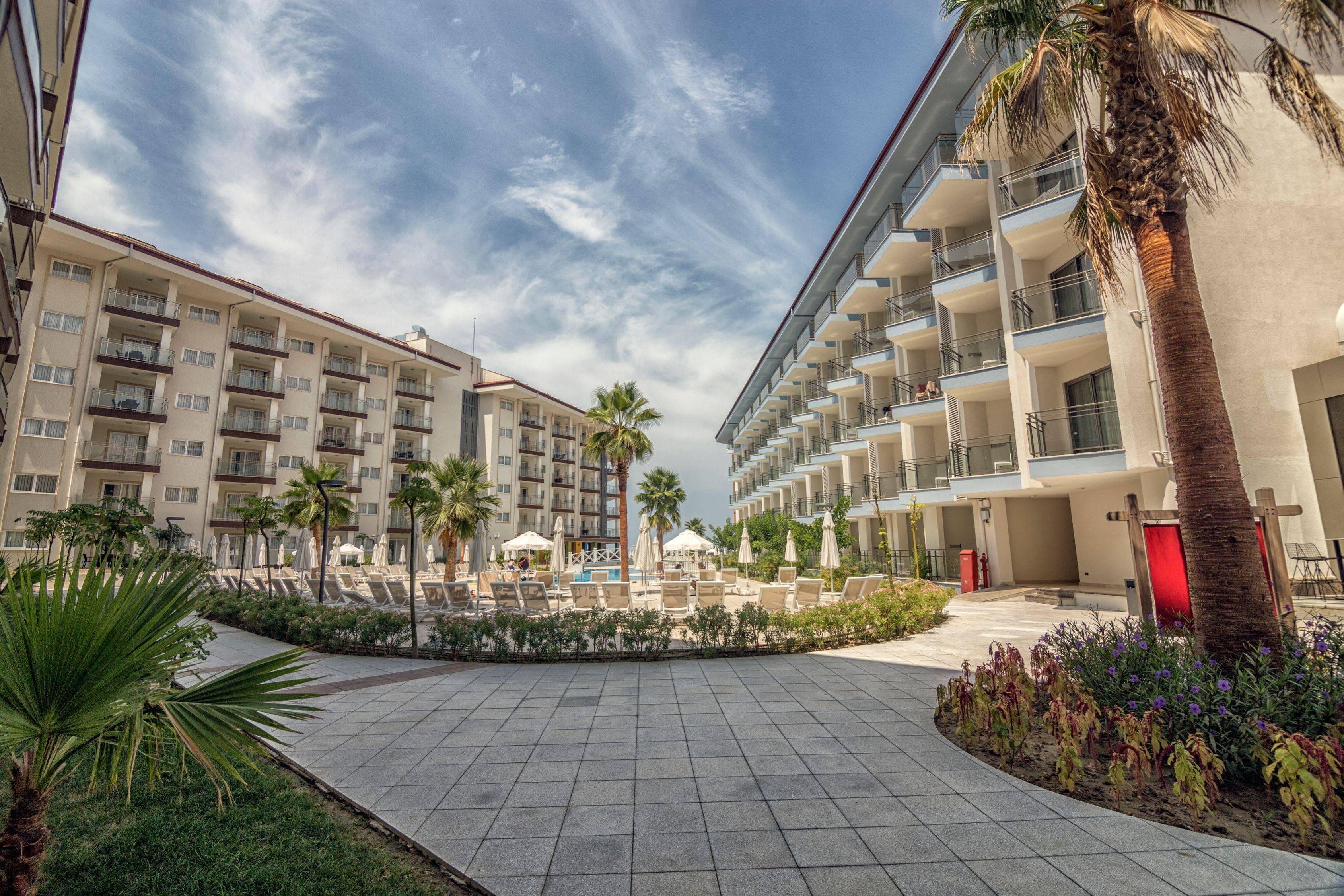 Ramada Hotel & Suites Kusadasi