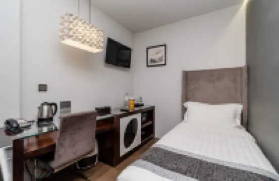 Bliss Hotel Singapore