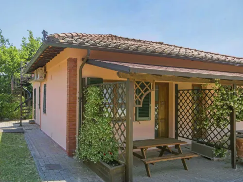 Tipologia Trilocale Hotels in Fucecchio