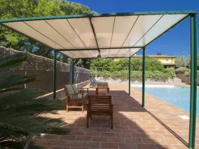 Villa il Pellicano Hôtels à proximité de : Castello Segalari