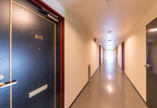 2. 오요 호텔 트래..