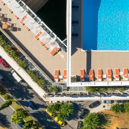 Divani Caravel