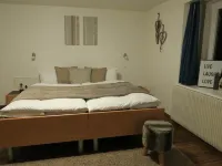 Enzian Hotels in Saas-Balen