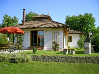 Petříkov Hotels near Cvičák Mochov