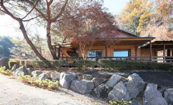 Chuncheon Youth Villa Forest Cabin Pension
